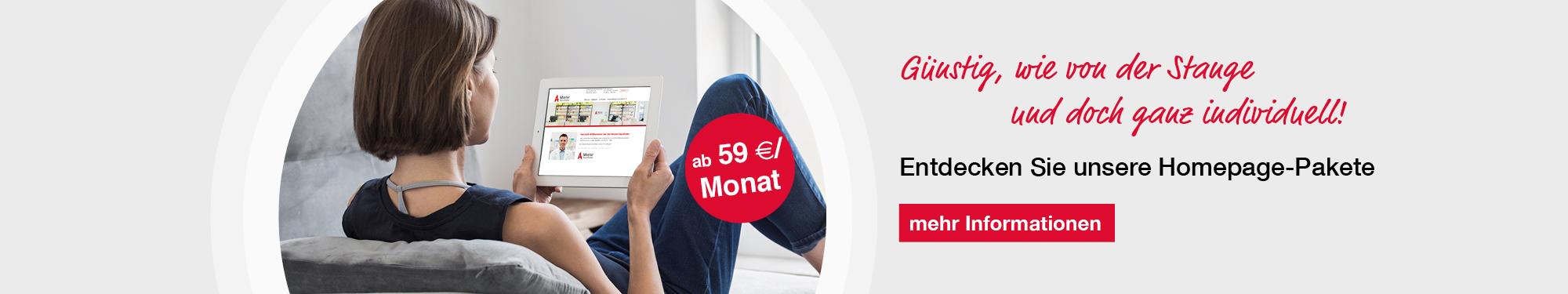 Eine junge Frau mit kurzen Haaren sitzt mit dem Rücken zur Kamera auf einem Sofa. Sie hält ein Tablet, auf dem eine Apotheken-Homepage zu sehen ist. Auf dem Bild ist ein Button "ab 59€/Monat". Daneben der Text: Günstig, wie von der Stange und doch ganz individuell!